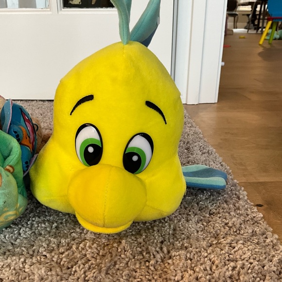 Disney stuffed animals bundle - Picture 2 of 5